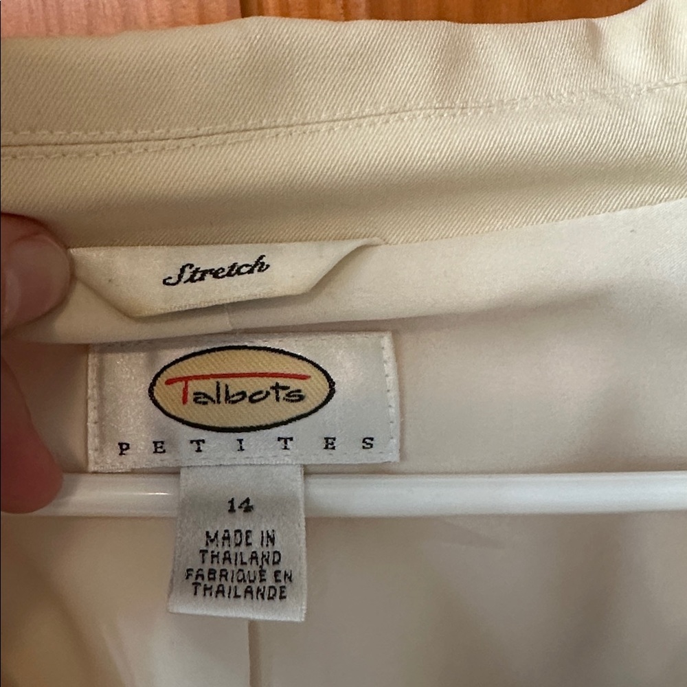 Talbots Blazer and pants crams size 14. Like new condition pants suit. - Picture 5 of 10